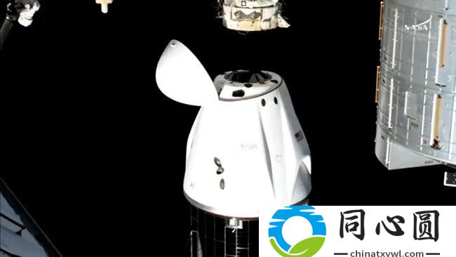 美國宇航員結束漫長太空任務即將返回地球